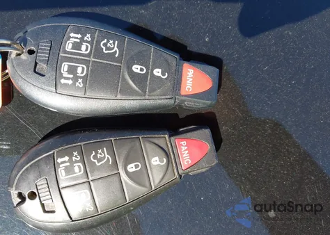 2013 Chrysler Town & Country Touring z USA, uszkodzony, nr VIN 2C4RC1BG8DR621027